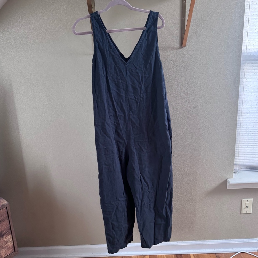 Universal Thread Charcoal Sleeveless Jumpsuit